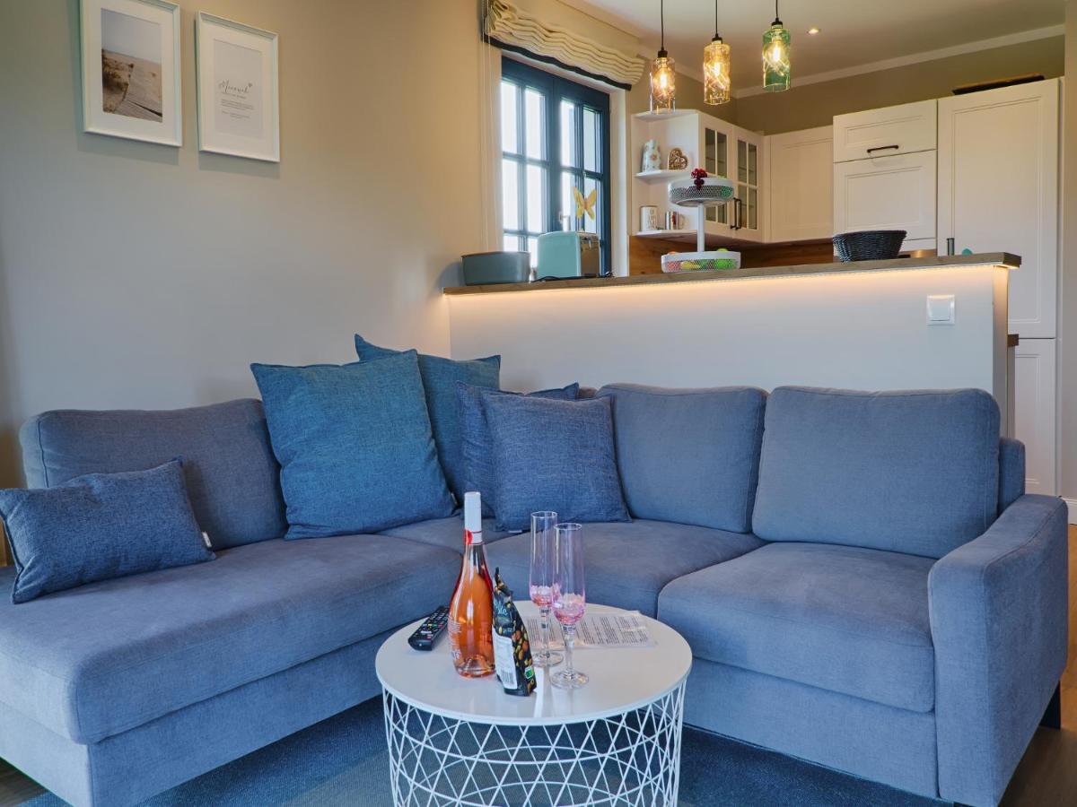 Reetland Am Meer - Premium Reetdachvilla Mit 3 Schlafzimmern, Sauna Und Kamin F27 Dranske Zewnętrze zdjęcie